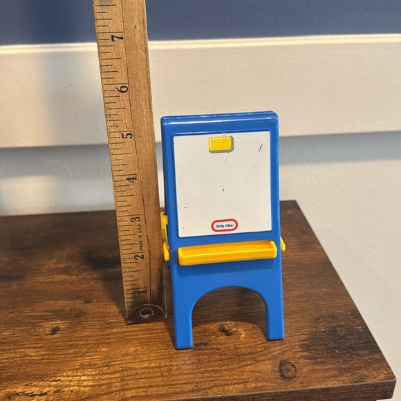 VINTAGE LITTLE TIKES EASEL PLAY ROOM TOY FOR DOLLHOUSE - Picture 6 of 7